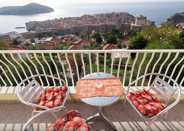 With Amazing View Apartament